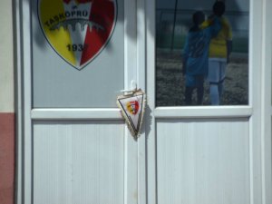 Bölgesel Amatör Lig Takımının Kulüp Binasına Kumar Baskını: Bina Mühürlendi