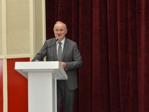 Rektör Ünal: “Z Kuşağının Teknolojiye İlgisini Başarıya Dönüştürmek İstiyoruz”