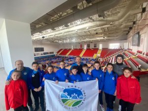 Büyükşehir’in Minik Raketlerinden Başarı