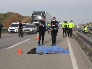 Kırıkkale’de Feci Kaza: Camdan Fırlayan Sürücü Hayatını Kaybetti