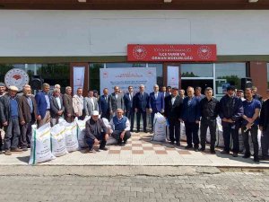 Tosya’da Çeltik Üretimi Yapan Üreticilere 27 Tonluk Tohum Desteği