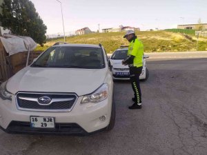 Ehliyetine El Konulan Maganda Trafikte Yine Tehlike Saçtı