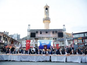 Bakan Bilgin İftarda Bin 500 Kişilik Gönül Sofrasına Konuk Oldu