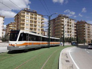Gaziantep’te Tramvay Ve Belediye Otobüsleri 4 Gün Boyunca Ücretsiz Olacak