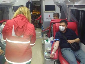 Korkuteli’nde Kadir Gecesi Kan Bağışı