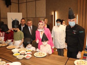 Kanser Tedavisi Gören Çocuklar Ve Aileleri İftar Programında Bir Araya Geldi