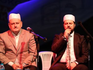 Kadir Gecesi’nde Binlerce Küçükçekmeceli Aynı Sofrada Buluştu