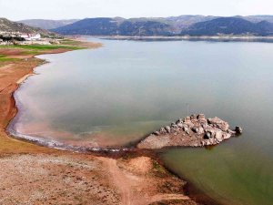 Barajda Korkutan Görüntüden Eser Kalmadı
