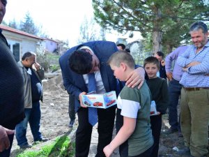 Başkan Oğuz, Köy Köy Dolaşıyor