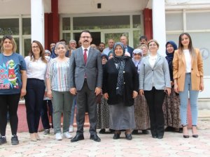 Başmakçı’da Türk Tarihinde Kadının Yeri Ve Önemi Semineri Verildi