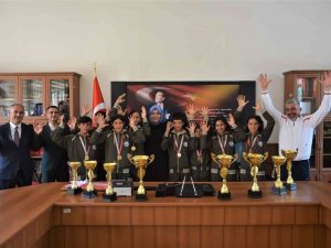 Malatya’da İşitme Engelli Öğrencilerin Spor Başarısı
