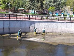 Keçiören’de Dere Yatakları Temizleniyor