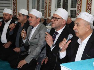 Çarşamba’da 300 Yıllık Gelenek Yaşatıldı: Enderun Usulü Teravih Kılındı