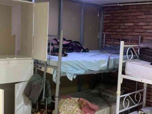 Kuaförden Kaçak Göçmen Evine Gizli Geçit: Polisten ’Şok Evi’ Baskını