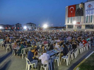 Denizli’de 7 Bin Kişi Aynı İftar Sofrasında Buluştu