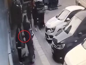 Market Arabasında Duran Çantayı Böyle Çaldı