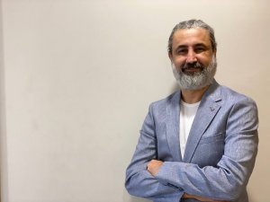 Op. Dr. Karatoprak, Annelik Estetiği Hakkında Bilgilendirdi