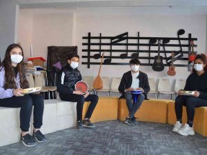 Yeteneklerini Atölyede Keşfeden Öğrencilerin Hayali Güzel Sanatlarda Okumak