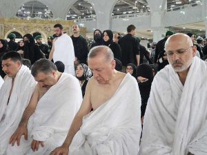 Cumhurbaşkanı Erdoğan’dan Umre Ziyareti