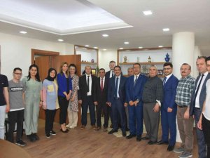 Başkan Çelik Belediye Personeliyle Bayramlaştı