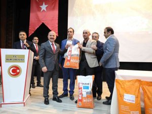 Ağrı’da Sözleşmeli Tarım Lansmanı Ve Tohum Dağıtım Töreni Düzenlendi