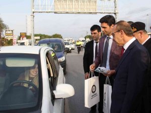 Kocaeli Valisi Yavuz: "Bayramları Sevinç Günleri Olarak Hatırlamak Ve Hatırlatmak İstiyoruz"