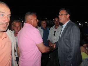 Alaşehir Belediyesi 2 Bin 500 Kişilik İftar Verdi