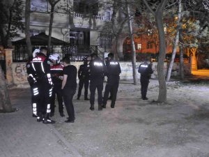 Karaman’da Gençlerin Bıçaklı Kavgasında 3 Kişi Yaralandı
