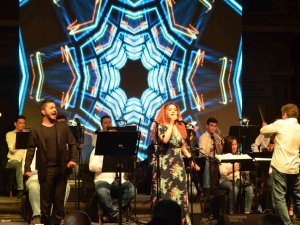Kent Orkestrasından St. Paul Meydanında Bahar Konseri