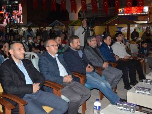 Sındırgı Kitap Fuarında Kahraman Tazeoğlu İlgi Gördü