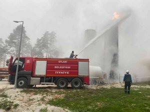 Şişecam İşletmesinde Korkutan Yangın: 1 Yaralı