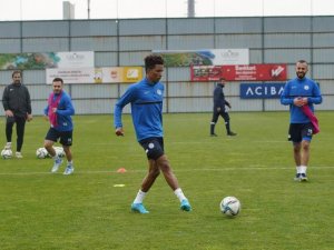 Çaykur Rizespor, yarın deplasmanda Göztepe ile karşılaşacak