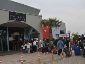 Türk Turistlerden Yunan Adalarına Bayram Yoğunluğu