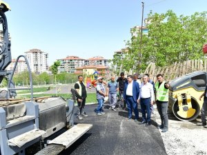 Yesilyurt’ta Yol Hizmetlerine Önem