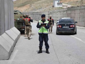 Başkale’de ‘Bayramınız Kemerli Olsun’ Denetimi