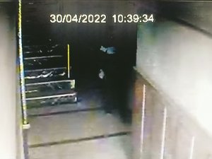 Seyyar Satıcının Kitapları Böyle Çalındı