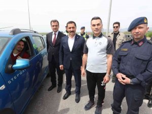 Vali Masatlı’dan Sürücülere Emniyet Kemeri Uyarısı: "Bayramınız Kemerli Olsun"