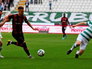 Spor Toto Süper Lig: Konyaspor: 1 - Fatih Karagümrük: 0 (İ̇lk Yarı)