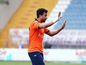 Spor Toto Süper Lig: Kasımpaşa: 1 - Medipol Başakşehir: 2 (İ̇lk Yarı)