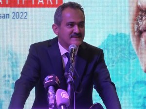 Bakan Özer: "Her Noktaya En Ücra Köşeye Yatırımlar Ulaştırıldı"