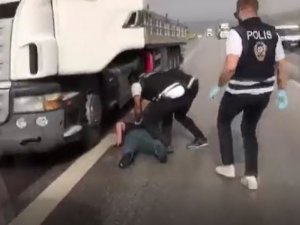 Otobanda Nefes Kesen Uyuşturucu Operasyonu: 111 Kilo Esrar Ele Geçirildi
