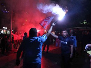 Trabzonspor Fırtınası Manisa’da Esti
