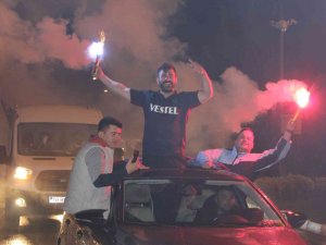 Karabük’te Trabzonlular Sokağa Döküldü