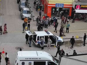 Beylik Tabancasından Çıkan Kurşunla Vurulan Polis Memuru Hayatını Kaybetti