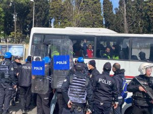 Mecidiyeköy’den Taksim’e Yürümek İsteyen Eylemcilere Müdahale