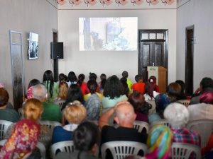 ‘Yün Bebek’ Filminin Gösterimi Silifkeli Kadınlar İçin Gazi Çiftliği’nde Yapıldı.