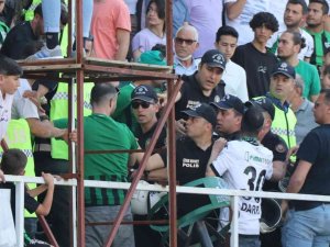 Taraftarlardan Hakeme Büyük Tepki