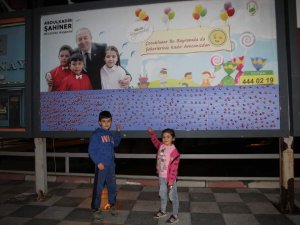 Bu Bayramda Miniklerin Şekerleri Başkan Amcalarından