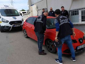 Bayram Sabahı Atılan Maganda Kurşunu Aracın Camına İsabet Etti