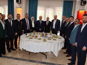 Yalova Protokolü Bayramlaştı